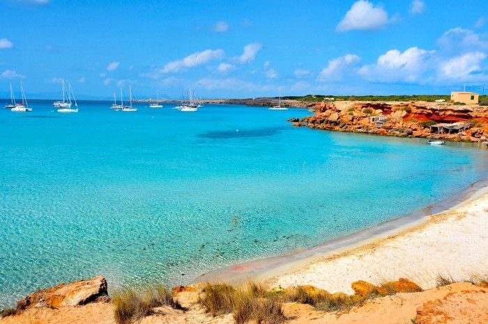 Cala Saona. Donde alojarse en Formentera